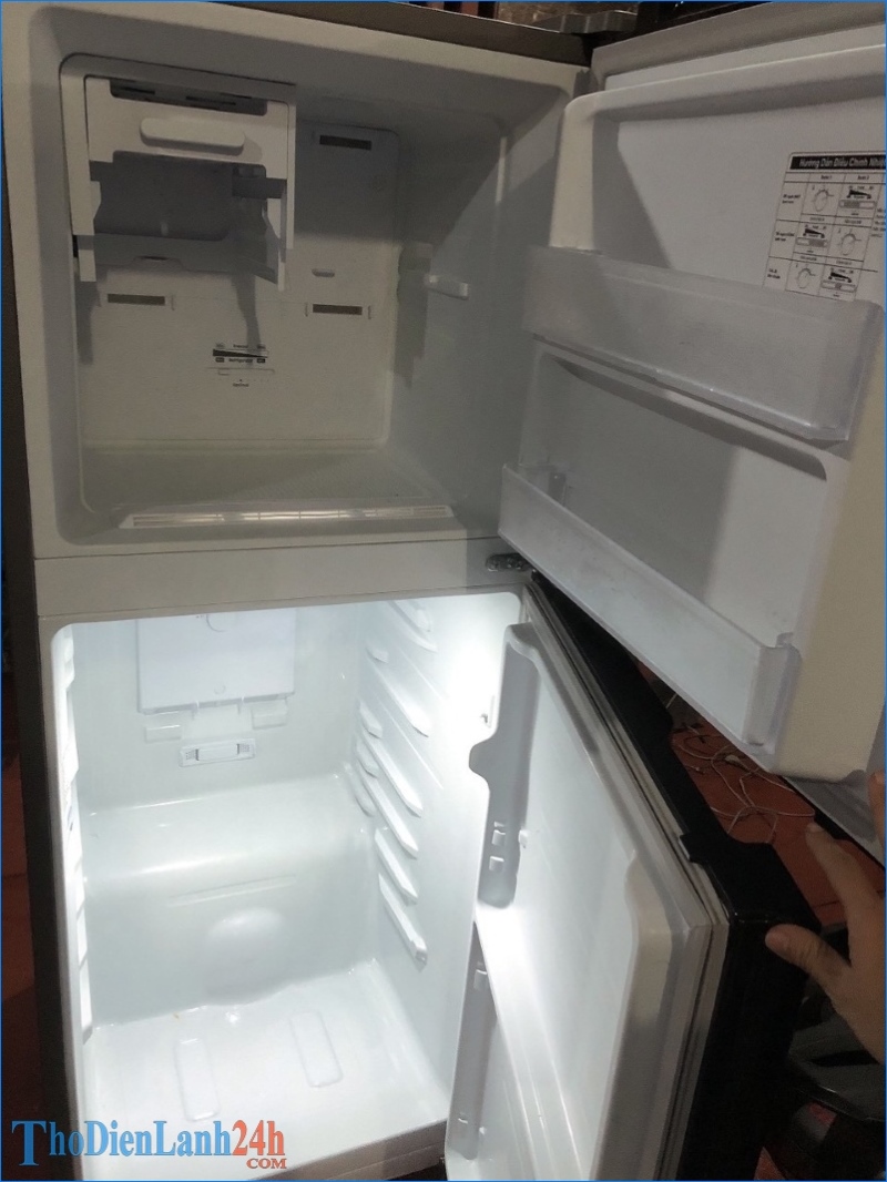 Sửa Tủ Lạnh Lạch Tray Hỏng Nhanh? Giải Pháp Chuyên Sâu Từ ThoDienLanh24h
